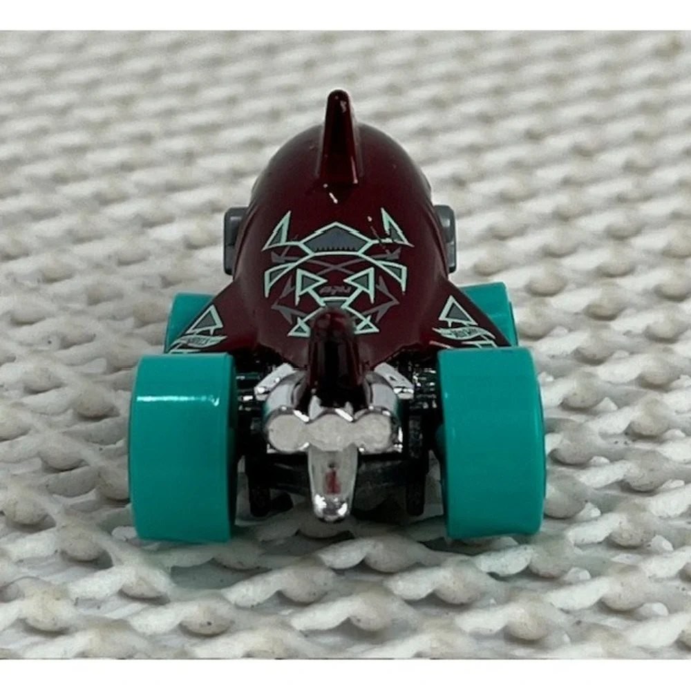 2021 Hot Wheels Shark Bite Shark Red HW‎ Mega Bite 1:64 DIECAST Toy Car-EUC
